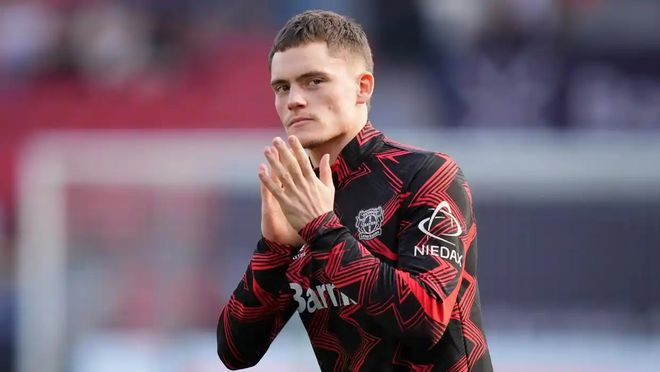 记者：贡萨洛-拉莫斯也在纽卡引援名单中，谢什科仍是首选